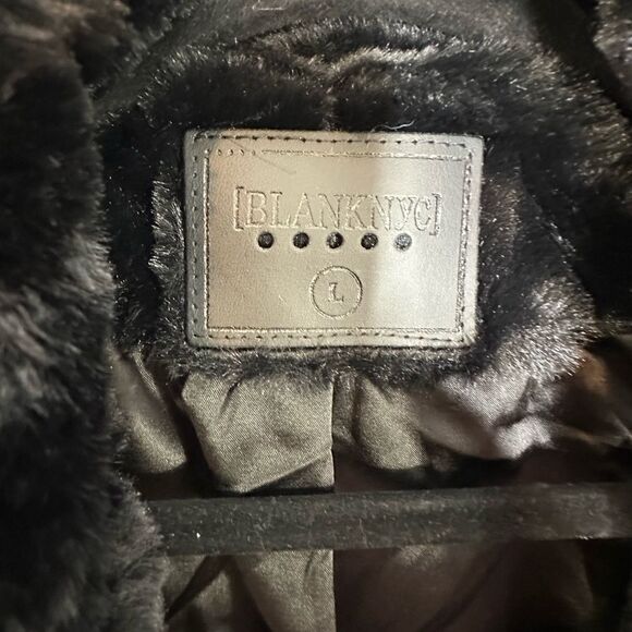 Blank NYC Uptown Girl Black Fake Fur Cropped Jacket | Size L - Picture 9 of 9